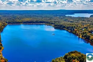 826 Laurel Rd, Pocono Summit, PA 18344 - Photo 1