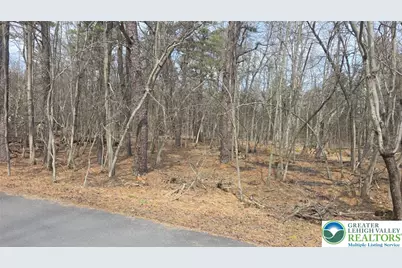 826 Laurel Road, Pocono Summit, PA 18344 - Photo 12