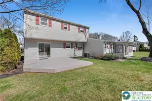 1522 Magnolia Dr, Upper Macungie Township, PA 18069 - Photo 6