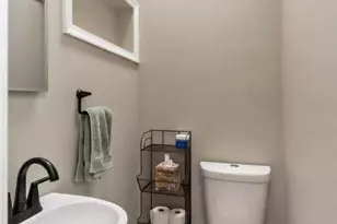 2415 W Tremont St, Allentown City, PA 18104 - Photo 34