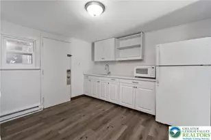 131 W Sycamore St, Allentown City, PA 18102 - Photo 8