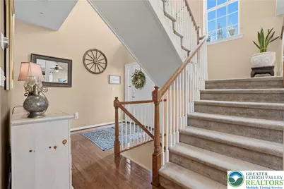 5459 Spring Ridge Drive W, Lower Macungie Township, PA 18062 - Photo 4