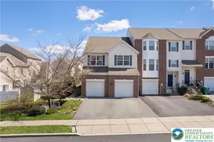 5459 Spring Ridge Dr W, Lower Macungie Township, PA 18062 - Photo 1
