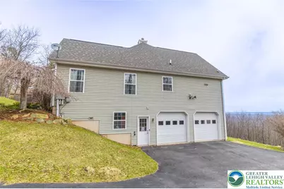 1231 Sky High Terrace, Chestnuthill Twp, PA 18330 - Photo 26