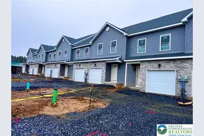 3874 E Grant Street, Washington Township, PA 18080 - Photo 2