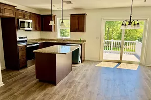 3874 E Grant St, Washington Township, PA 18080 - Photo 6