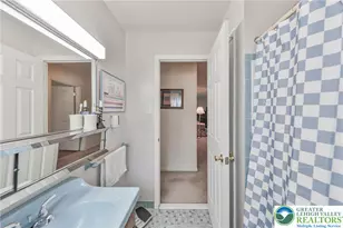 9213 Landis Ln, Lower Milford Township, PA 18041 - Photo 24