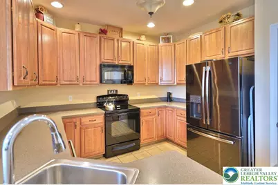 271 Blue Sage Drive, Allentown City, PA 18104 - Photo 6