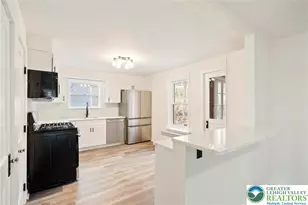 767 E Rock Rd, Salisbury Township, PA 18103 - Photo 2