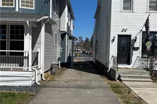 55 E Elizabeth E, Bethlehem City, PA 18017 - Photo 2