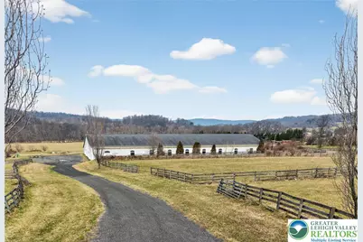 2121 Church View Road, Lower Milford Township, PA 18036 - Photo 2