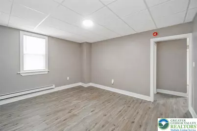 2269 Pennsylvania Avenue, Lower Mt Bethel Twp, PA 18013 - Photo 16