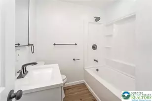 2269 Pennsylvania Ave, Lower Mt Bethel Twp, PA 18013 - Photo 14