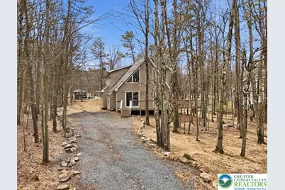 48 Hunt Trail, Penn Forrest, PA 18210 - Photo 2