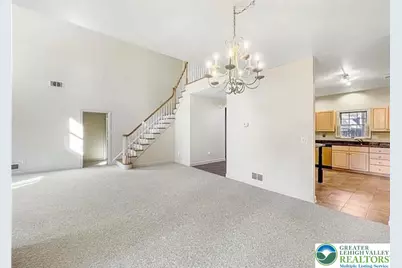 4658 Pinehurst Circle, Upper Saucon Township, PA 18034 - Photo 6