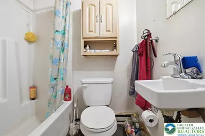 921 Broadway, Fountain Hill Boro, PA 18015 - Photo 54