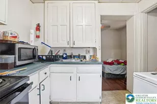 921 Broadway, Fountain Hill Boro, PA 18015 - Photo 46