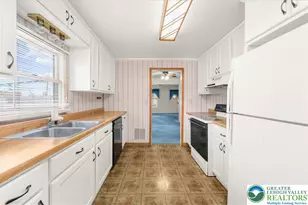 1138 Brookside Rd, Lower Macungie Township, PA 18106 - Photo 6