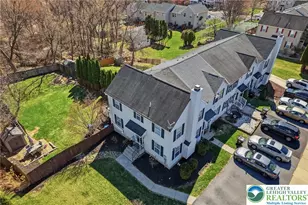 955 Ramblewood Ln, Freemansburg Boro, PA 18017 - Photo 4