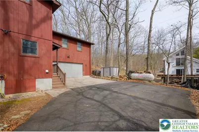 6159 Decker Road, Bushkill, PA 18324 - Photo 10