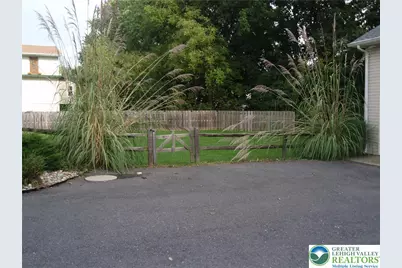 4435 Steuben Road, Lower Nazareth Twp, PA 18020 - Photo 6