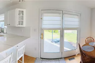 205 Faith Ave, Stockertown Boro, PA 18083 - Photo 4