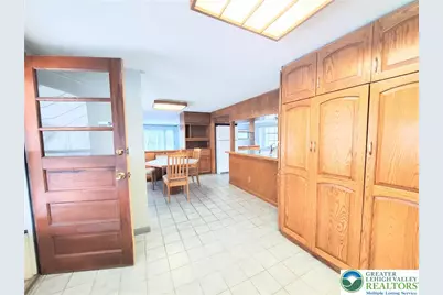 4542 Lime Kiln Road, South Whitehall Township, PA 18069 - Photo 6