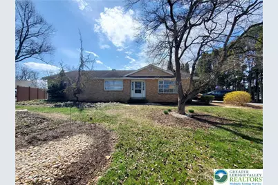 4542 Lime Kiln Road, South Whitehall Township, PA 18069 - Photo 2