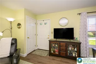 3129 E Church Cir, Whitehall Township, PA 18052 - Photo 12