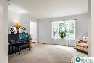 210 Swartsburo Dr, Pike, PA 18371 - Photo 8