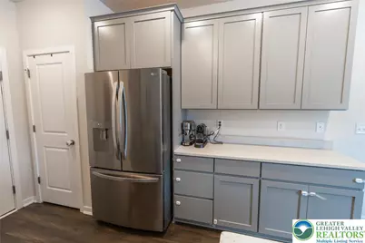 7536 Clayton Avenue, Coopersburg Boro, PA 18036 - Photo 6