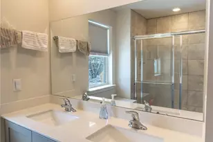 7536 Clayton Ave, Coopersburg Boro, PA 18036 - Photo 12