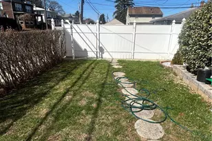 946 S Poplar St, Allentown City, PA 18103 - Photo 12