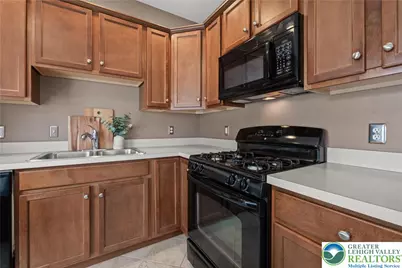 7719 Barrow Drive, Lower Macungie Township, PA 18062 - Photo 14