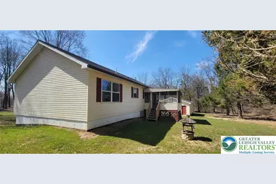 1111 Delabole Junction Road, Pen Argyl, PA 18072 - Photo 12