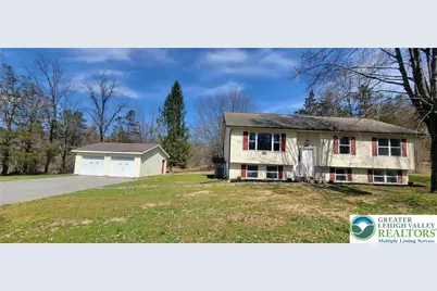 1111 Delabole Junction Road, Pen Argyl, PA 18072 - Photo 2