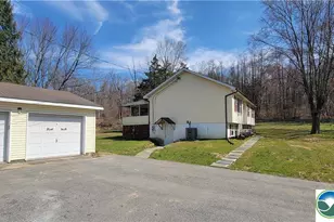 1111 Delabole Jct Rd, Pen Argyl, PA 18072 - Photo 30