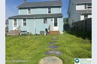 16 E Main Street, Pen Argyl, PA 18072 - Photo 2