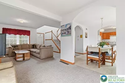 7225 Winnebago Drive, Coolbaugh Twp, PA 18347 - Photo 6