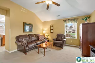 2528 Waynesborough Court, Lower Macungie Township, PA 18062 - Photo 14