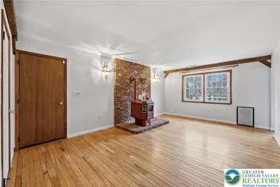 2205 Meadow Lane Drive, Forks, PA 18040 - Photo 2