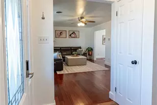 2950 Santee Dr, Bethlehem City, PA 18017 - Photo 4