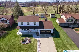 2950 Santee Dr, Bethlehem City, PA 18017 - Photo 2