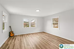 427 Walnut Dr, Lehigh Township, PA 18067 - Photo 8