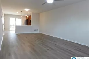 326 E Frankford St, Bethlehem, PA 18018 - Photo 2