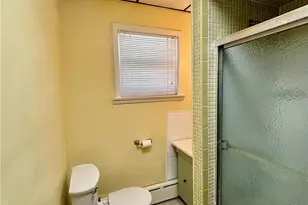 1919 Ferry St, Easton, PA 18042 - Photo 16