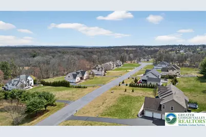 210 Sonny Drive, Bushkill Twp, PA 18091 - Photo 54