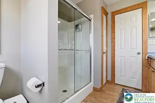 111 High Mountain Ln, Coolbaugh Twp, PA 18347 - Photo 62