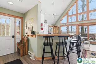 111 High Mountain Ln, Coolbaugh Twp, PA 18347 - Photo 8