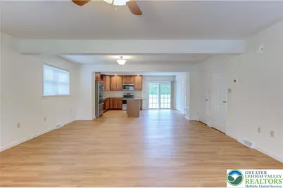 1057 Decatur Street, Bethlehem, PA 18017 - Photo 8